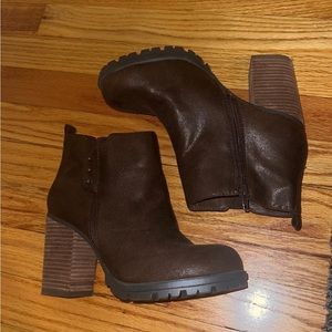 Brown ankle boots